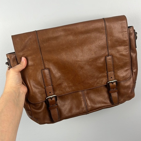 Fossil Bags Fossil Brown Leather Messenger Bag Poshmark